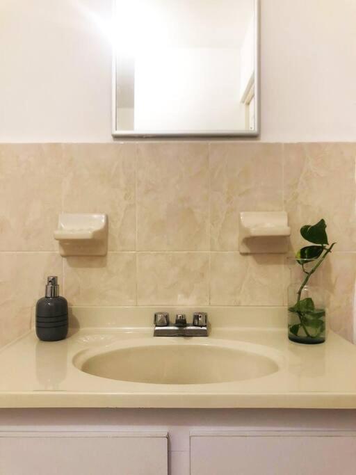 Comfortable And Private House 2 Bedrooms Wifi Parking Free Monterrey Extérieur photo