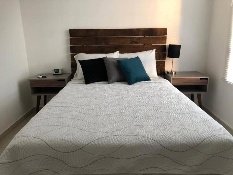 Comfortable And Private House 2 Bedrooms Wifi Parking Free Monterrey Extérieur photo